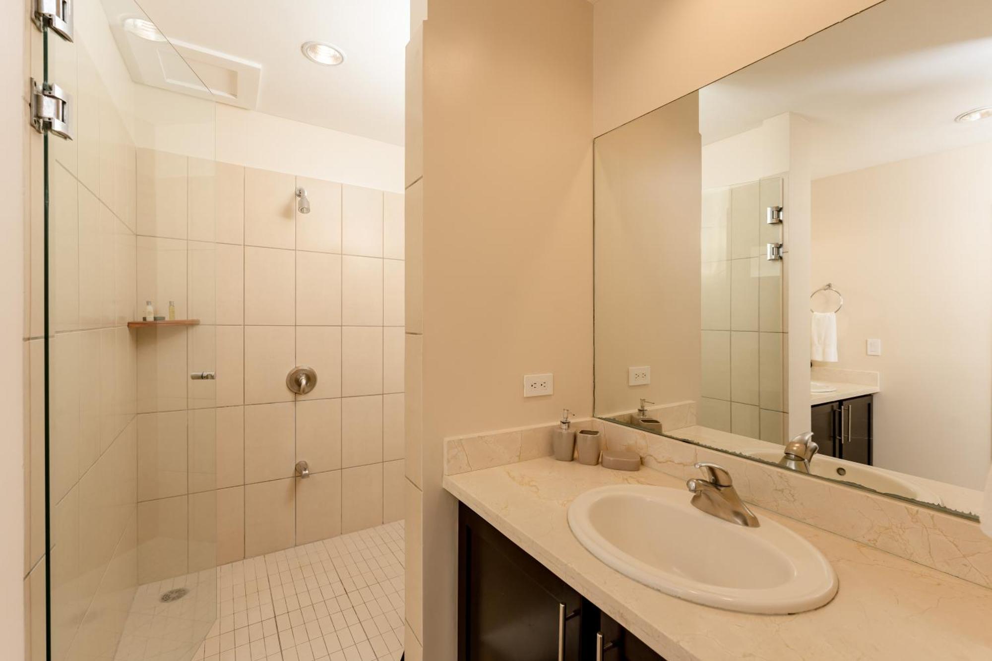 Apartamento Coco Breeze Pacific Exterior foto